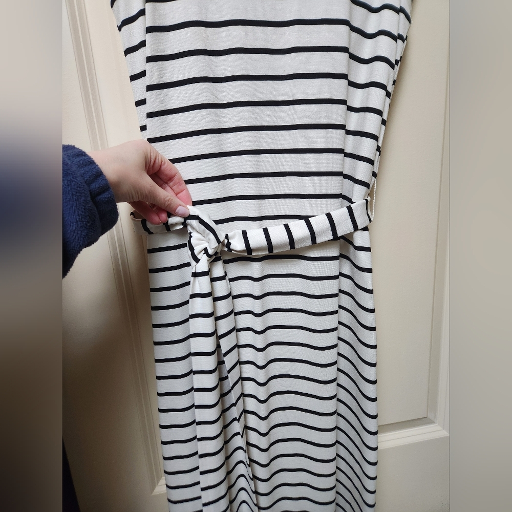 Banana Republic Black-White Striped Sleeveless Midi Dress , Size Small - Picture 2 of 12